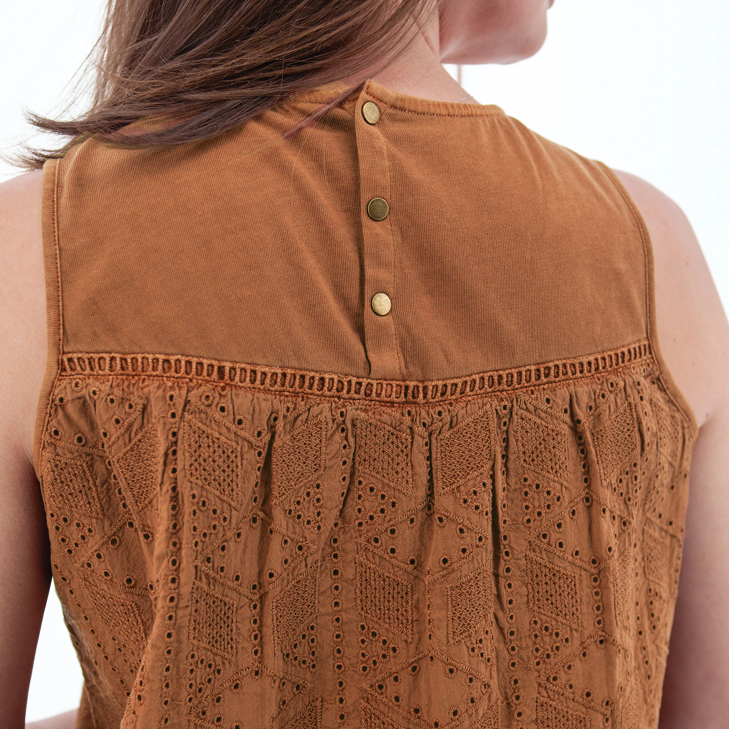 Shelle Eyelet Tank Top - M19168 - Image 5
